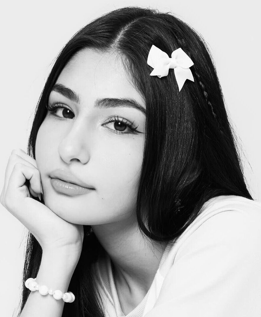 YASMINA